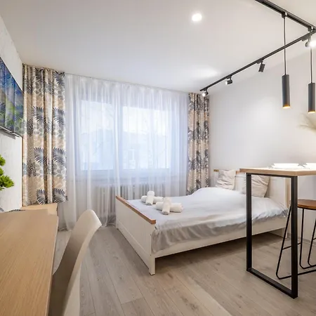 Apartment Stylish - Bezplatne Parkovanie *