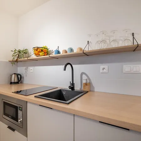 Stylish - Bezplatne Parkovanie Apartment