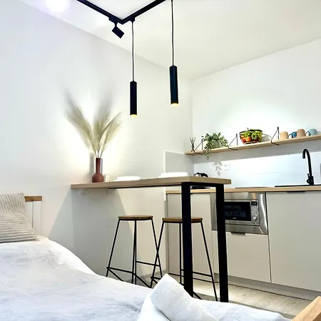 Stylish - Bezplatne Parkovanie *